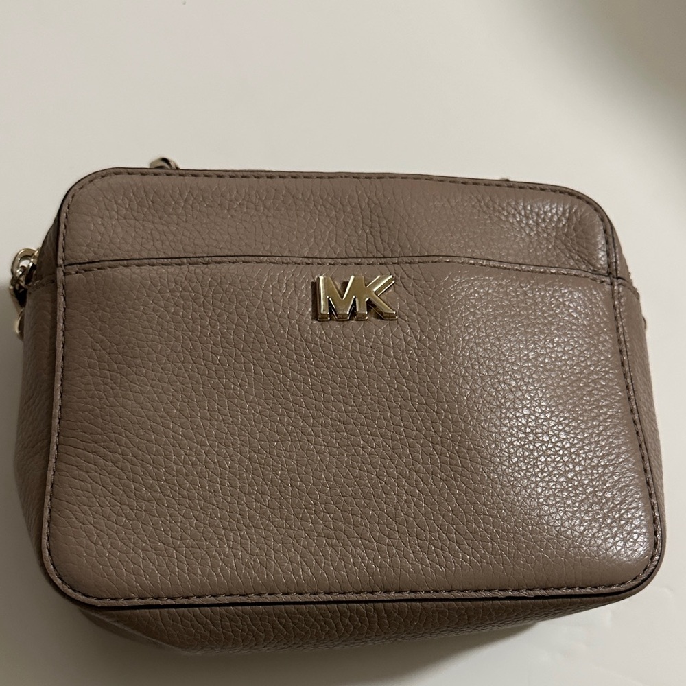 MICHAEL Michael Kors Guitar Strap Crossbody in Taupe NWOT